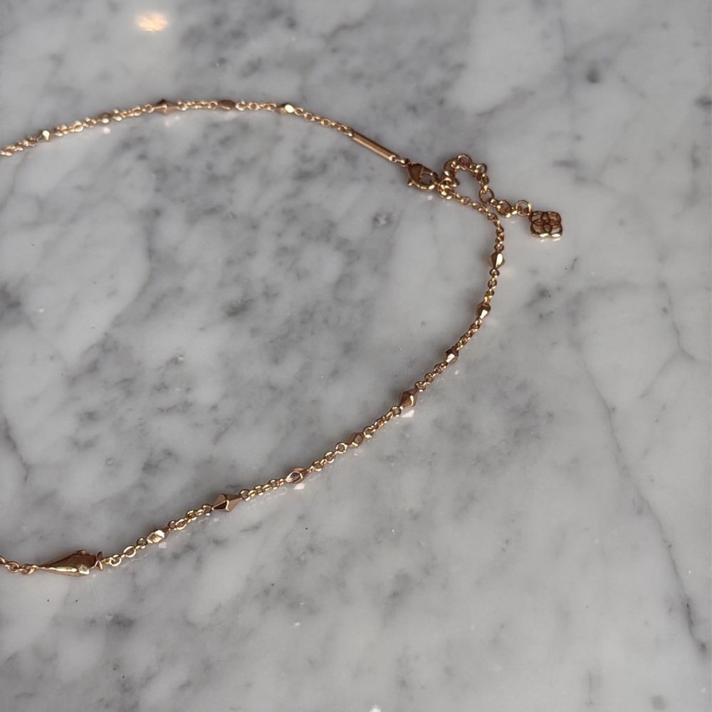 Kendra Scott Grant Y Necklace - Picture 7 of 8